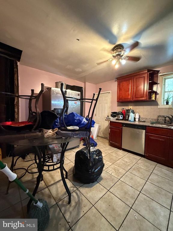 6600 ROSS ST, Philadelphia, PA 19119