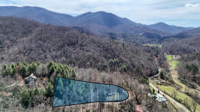 124 Cold Branch Lane, Hayesville, NC 28904