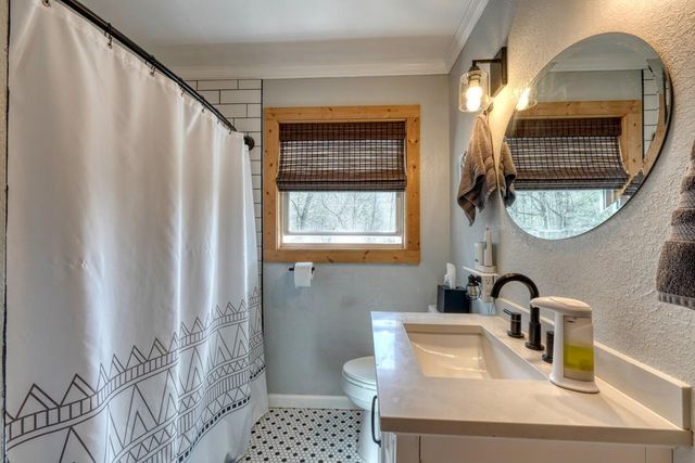 124 Cold Branch Lane, Hayesville, NC 28904