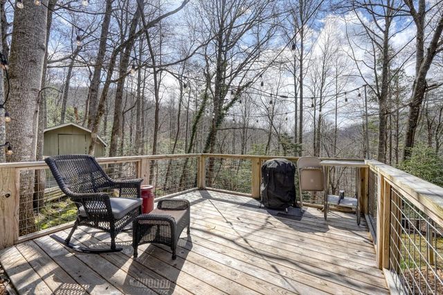 124 Cold Branch Lane, Hayesville, NC 28904