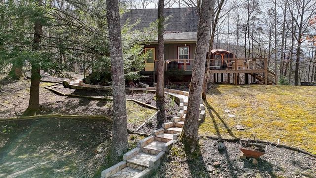 124 Cold Branch Lane, Hayesville, NC 28904