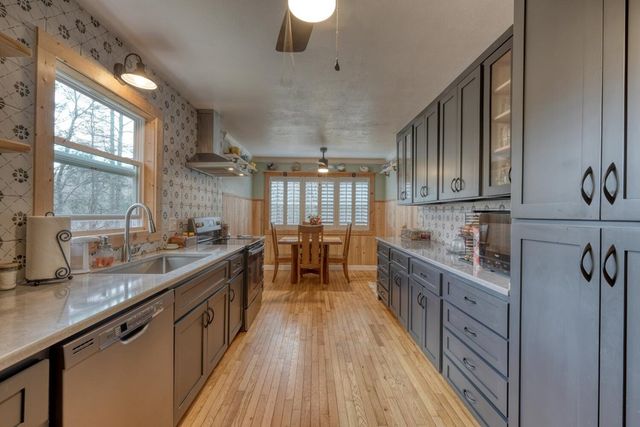 124 Cold Branch Lane, Hayesville, NC 28904