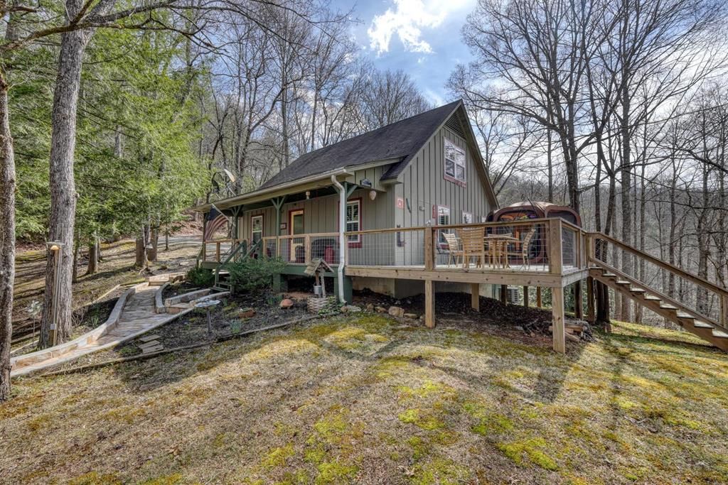 124 Cold Branch Lane, Hayesville, NC 28904