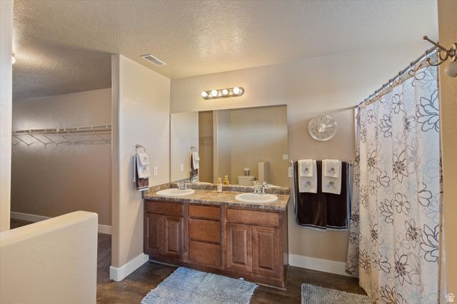 1227 N FIREFLY DR, Spanish Fork, UT 84660