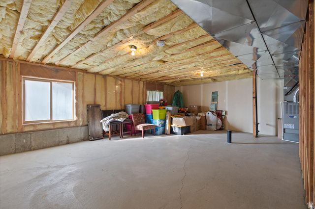 1227 N FIREFLY DR, Spanish Fork, UT 84660