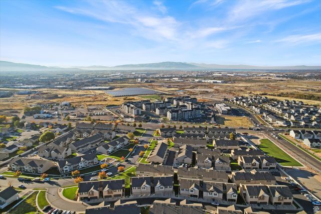 1227 N FIREFLY DR, Spanish Fork, UT 84660