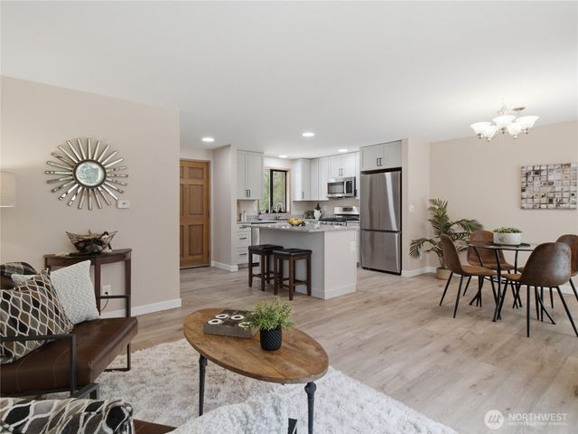 10398 Frontier Place NW, Silverdale, WA 98383
