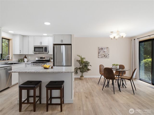 10398 Frontier Place NW, Silverdale, WA 98383