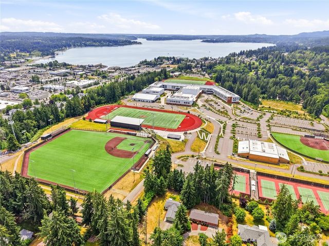 10398 Frontier Place NW, Silverdale, WA 98383