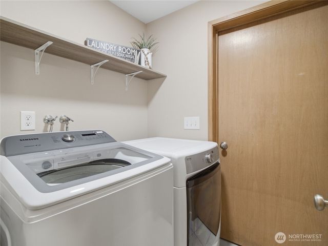 10398 Frontier Place NW, Silverdale, WA 98383