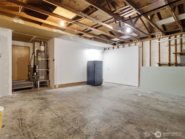 10398 Frontier Place NW, Silverdale, WA 98383