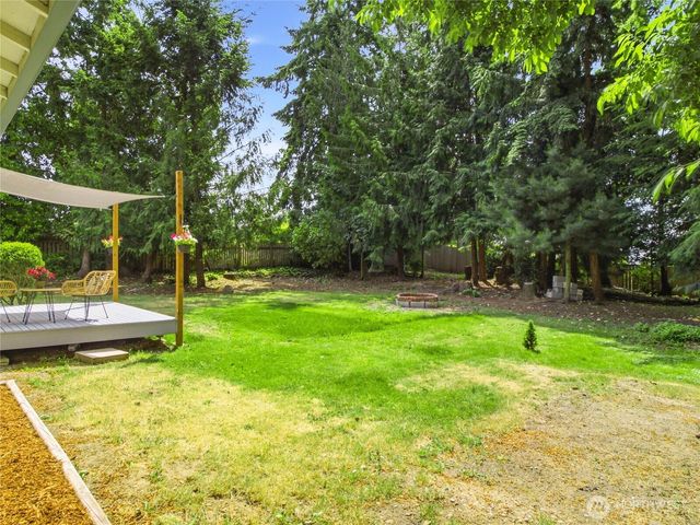 10398 Frontier Place NW, Silverdale, WA 98383