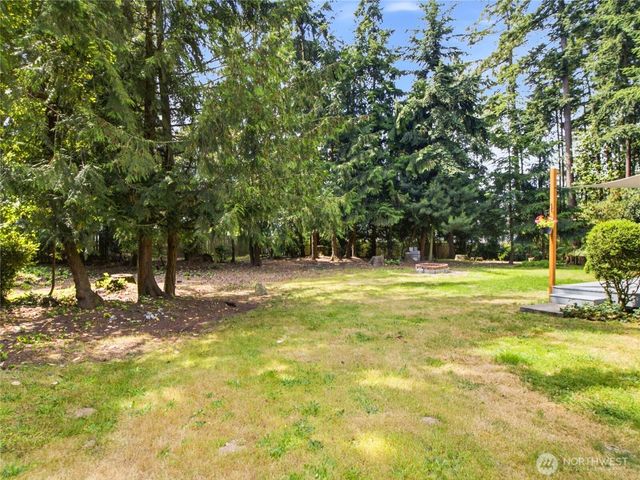 10398 Frontier Place NW, Silverdale, WA 98383