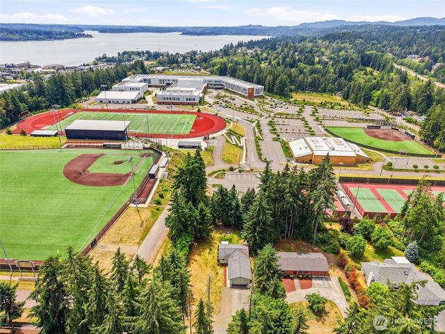 10398 Frontier Place NW, Silverdale, WA 98383