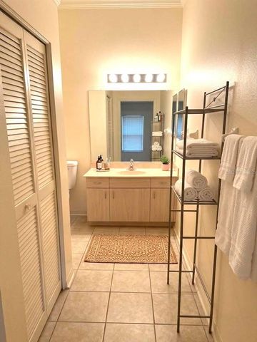 645 MCDANIEL STREET 645, Sun City Center, FL 33573