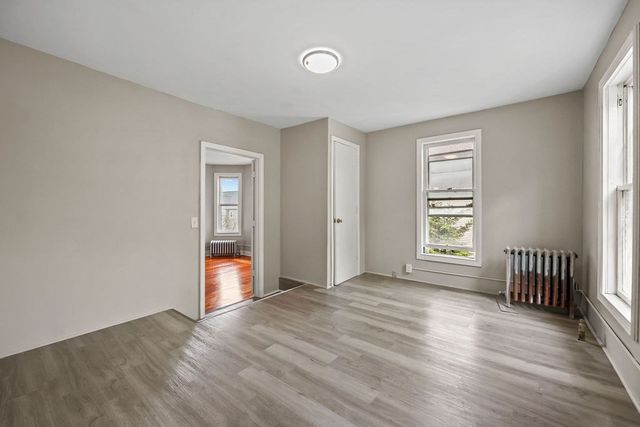 85-87 Hitchcock St, Holyoke, MA 01040