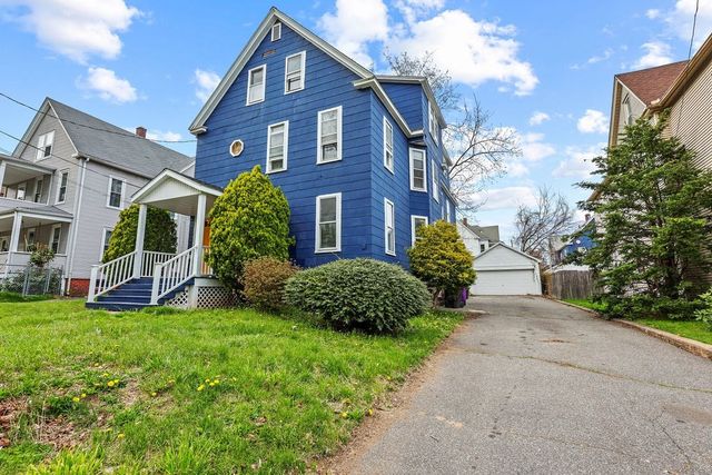 85-87 Hitchcock St, Holyoke, MA 01040
