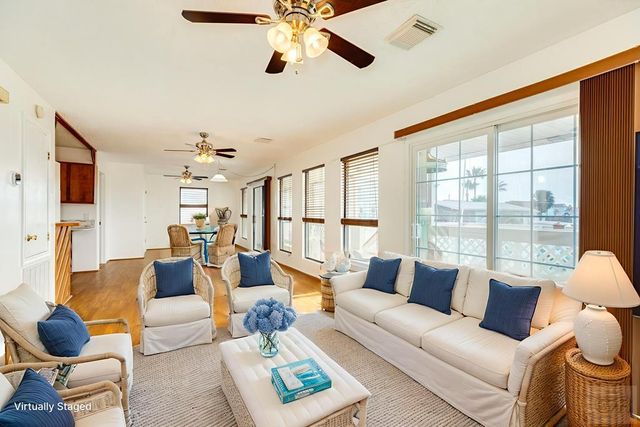 16515 Bahama Way, Jamaica Beach, TX 77554