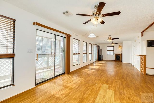 16515 Bahama Way, Jamaica Beach, TX 77554