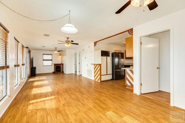 16515 Bahama Way, Jamaica Beach, TX 77554