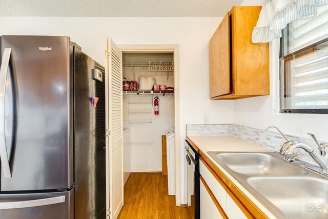 16515 Bahama Way, Jamaica Beach, TX 77554