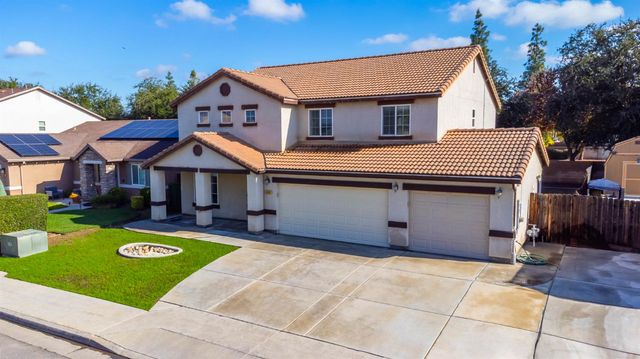 3292 N Wheeler Avenue, Fresno, CA 93722