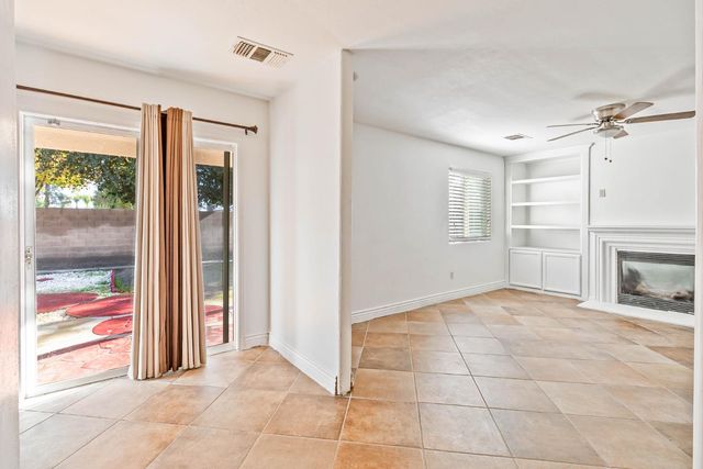 3292 N Wheeler Avenue, Fresno, CA 93722