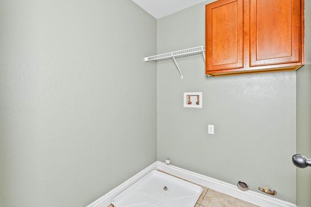 3292 N Wheeler Avenue, Fresno, CA 93722