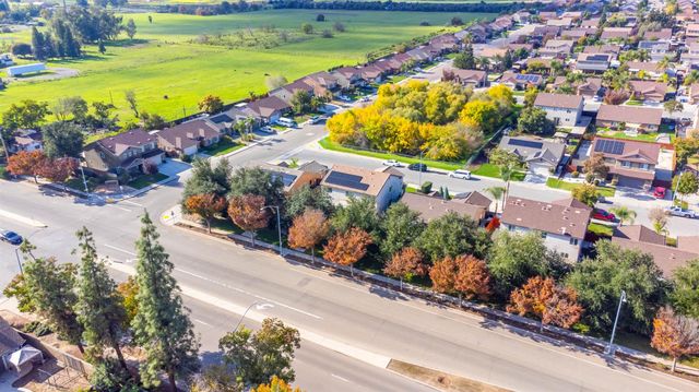 3292 N Wheeler Avenue, Fresno, CA 93722