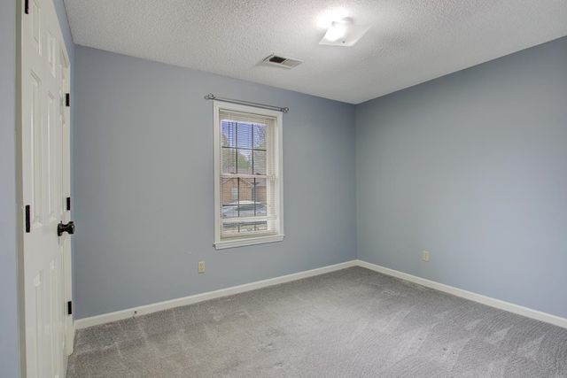 4765 BARKSHIRE DR, Memphis, TN 38141