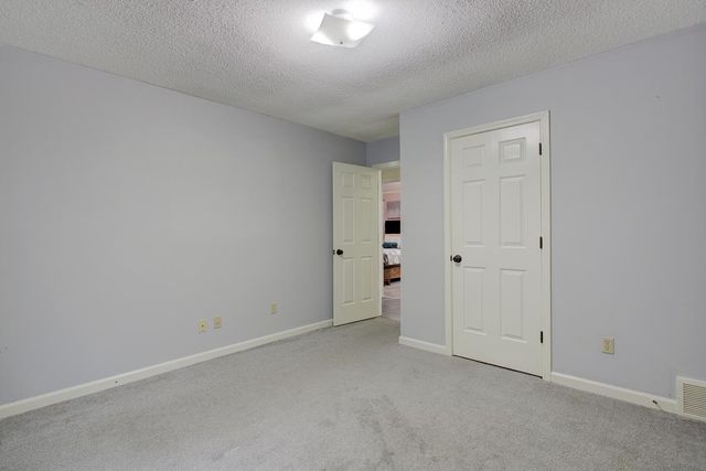 4765 BARKSHIRE DR, Memphis, TN 38141