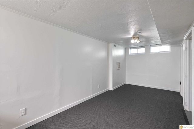 3721 Ohio Street, Omaha, NE 68111