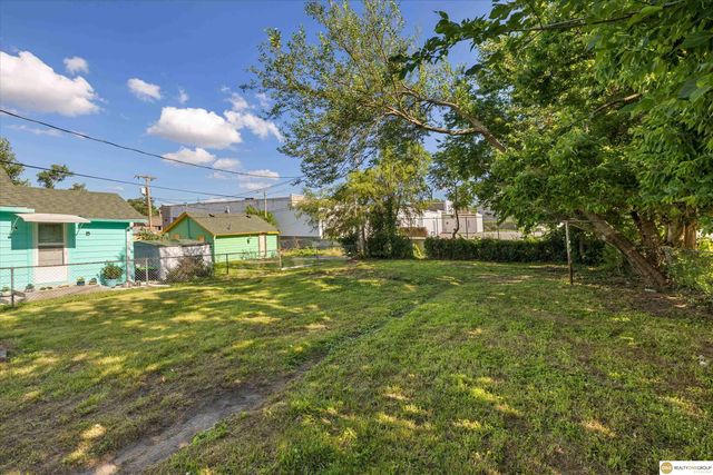 3721 Ohio Street, Omaha, NE 68111