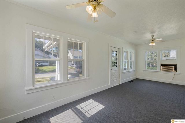 3721 Ohio Street, Omaha, NE 68111