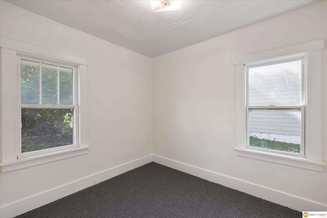 3721 Ohio Street, Omaha, NE 68111