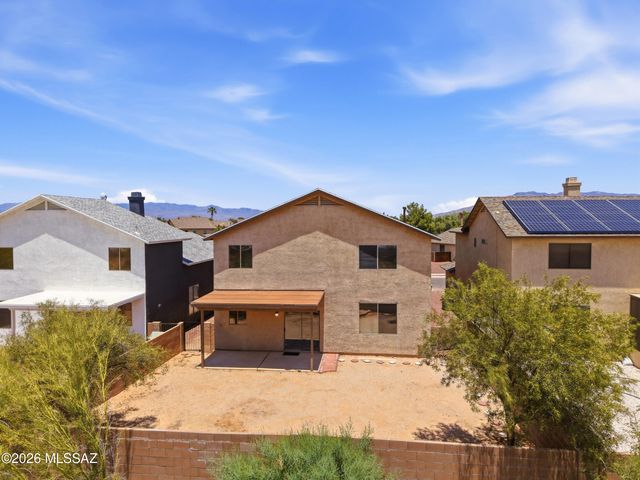 7740 S Lions Spring Way, Tucson, AZ 85747