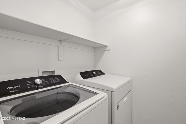 7740 S Lions Spring Way, Tucson, AZ 85747
