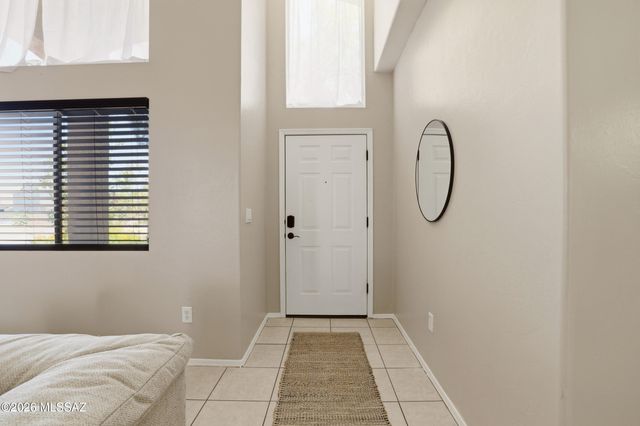 7740 S Lions Spring Way, Tucson, AZ 85747