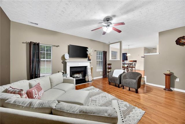 2430 Napa Valley Drive, Villa Rica, GA 30180