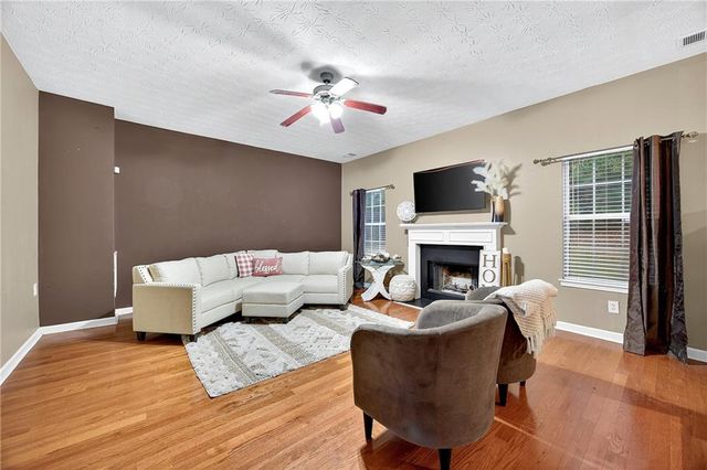 2430 Napa Valley Drive, Villa Rica, GA 30180