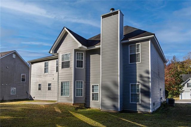 2430 Napa Valley Drive, Villa Rica, GA 30180