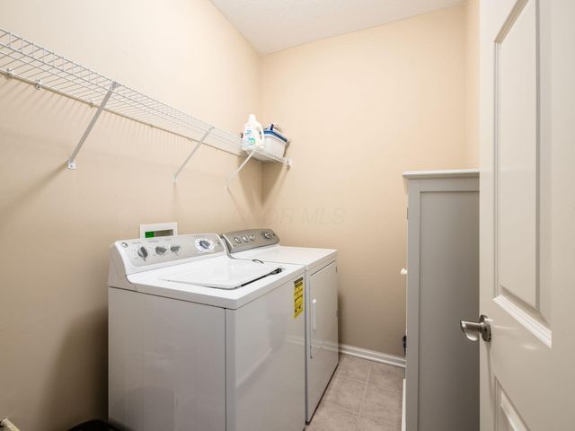 7450 Deer Valley Crossing, Powell, OH 43065