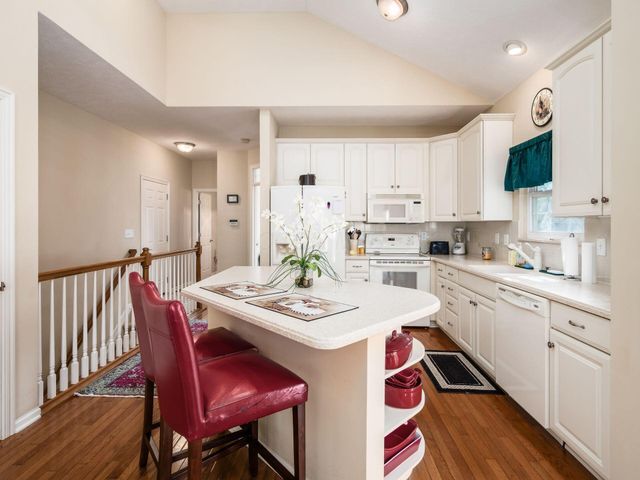 7450 Deer Valley Crossing, Powell, OH 43065