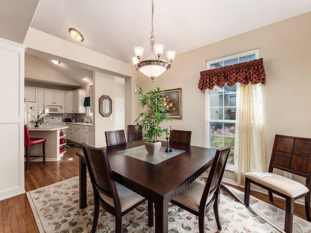 7450 Deer Valley Crossing, Powell, OH 43065