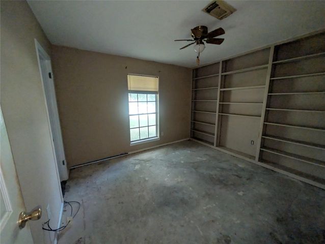 11623 W Bellfort Avenue, Houston, TX 77099
