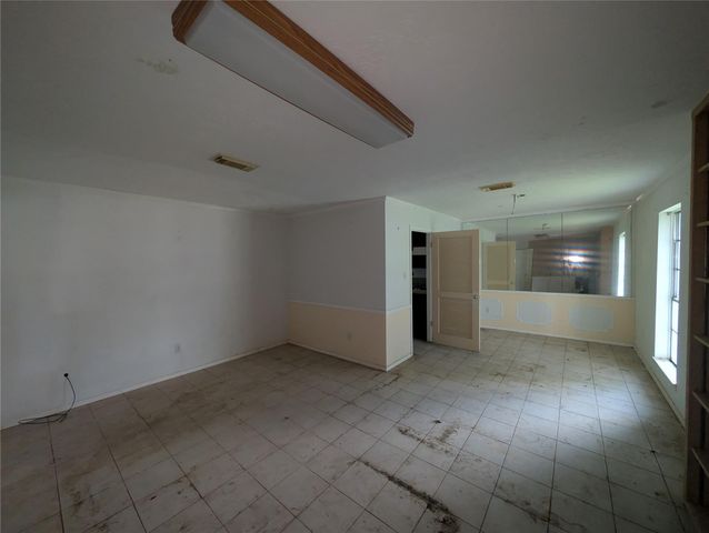 11623 W Bellfort Avenue, Houston, TX 77099