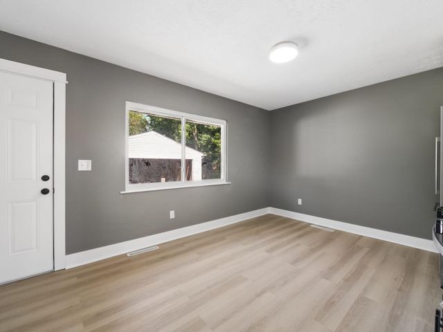 914 Cherrydale Avenue, Columbus, OH 43207