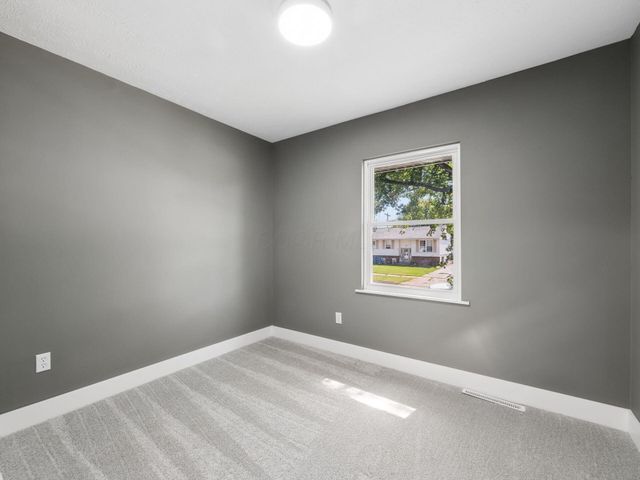 914 Cherrydale Avenue, Columbus, OH 43207