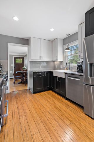 5928 Chowen Avenue S, Edina, MN 55410