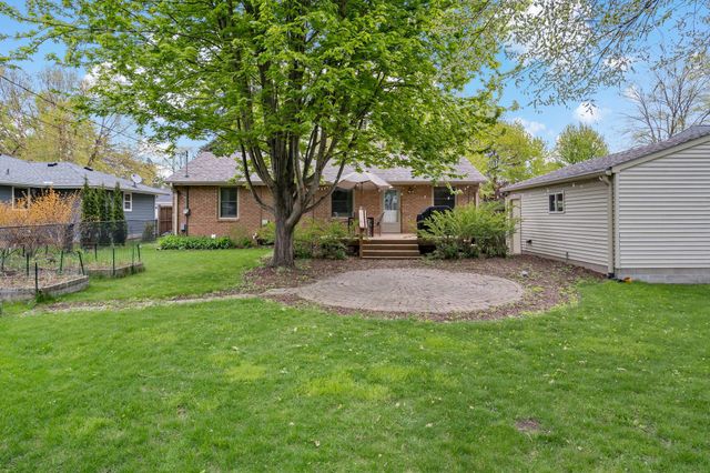 5928 Chowen Avenue S, Edina, MN 55410